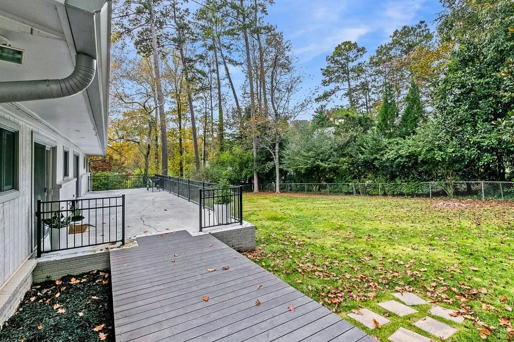 245 Colewood Way, Sandy Springs, Georgia 30328, 4 Bedrooms Bedrooms, ,2 BathroomsBathrooms,Residential,Sold,245 Colewood Way,6803110