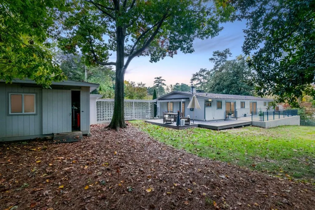 245 Colewood Way, Sandy Springs, Georgia 30328, 4 Bedrooms Bedrooms, ,2 BathroomsBathrooms,Residential,Sold,245 Colewood Way,6803110