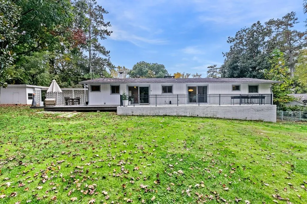 245 Colewood Way, Sandy Springs, Georgia 30328, 4 Bedrooms Bedrooms, ,2 BathroomsBathrooms,Residential,Sold,245 Colewood Way,6803110
