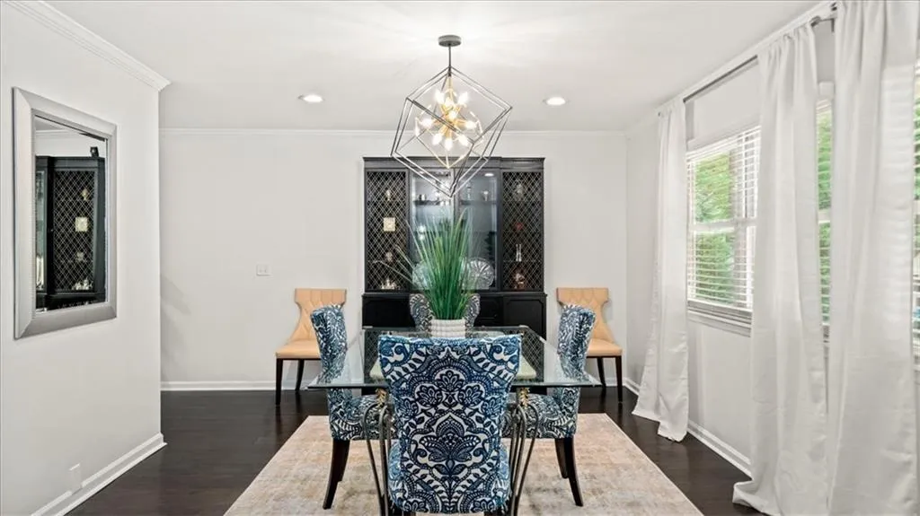 240 River Springs Drive, Sandy Springs, Georgia 30328, 5 Bedrooms Bedrooms, ,4 BathroomsBathrooms,Residential,Sold,240 River Springs Drive,7358203