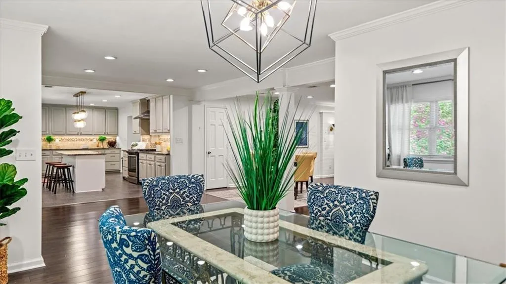 240 River Springs Drive, Sandy Springs, Georgia 30328, 5 Bedrooms Bedrooms, ,4 BathroomsBathrooms,Residential,Sold,240 River Springs Drive,7358203