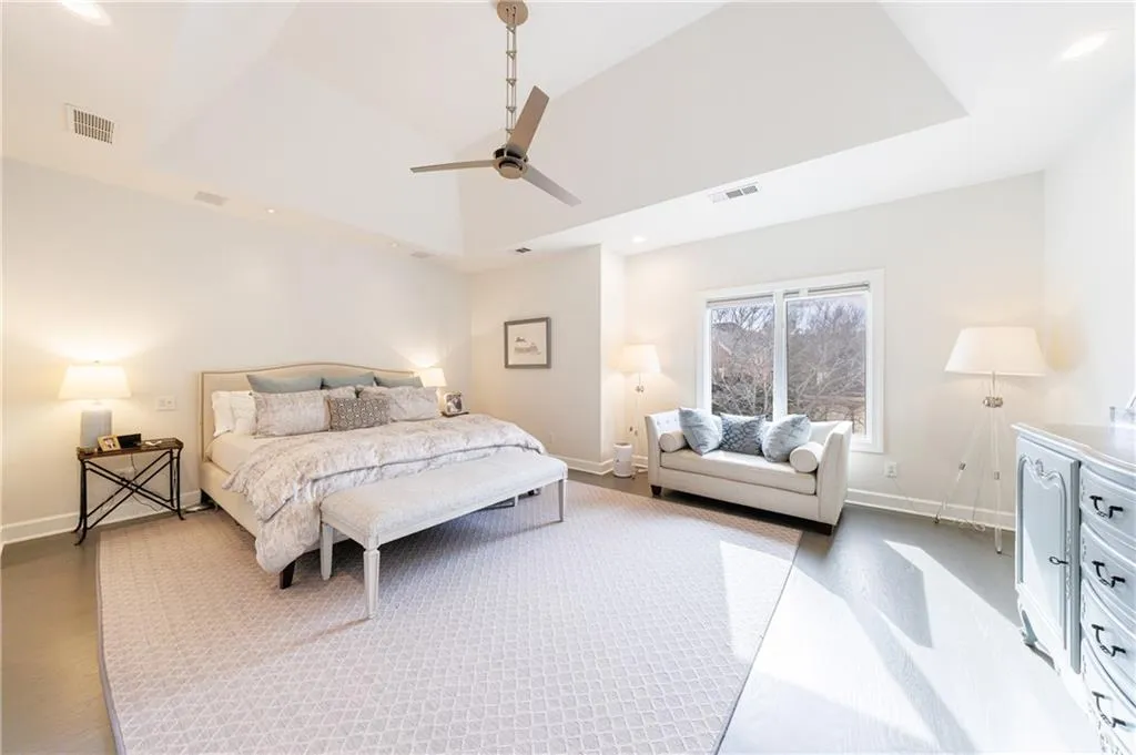 110 Crestwicke Trace, Atlanta, Georgia 30319, 6 Bedrooms Bedrooms, ,5 BathroomsBathrooms,Residential,Sold,110 Crestwicke Trace,7517141