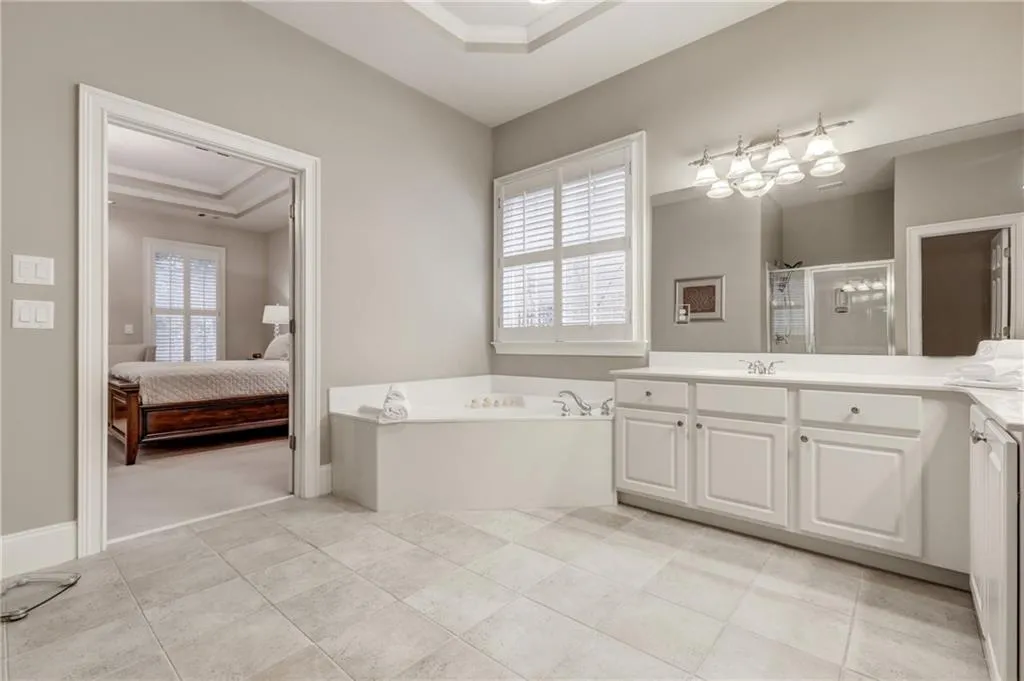 445 Wembley Circle, Sandy Springs, Georgia 30328, 4 Bedrooms Bedrooms, ,3 BathroomsBathrooms,Residential,Sold,445 Wembley Circle,6519427
