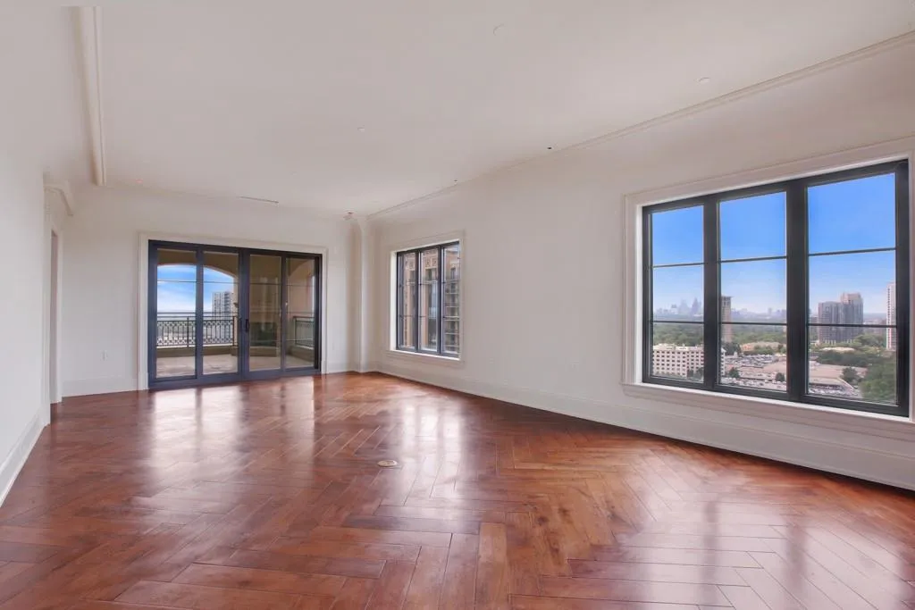 88 W Paces Ferry Road Unit 1820, Atlanta, Georgia 30305, 2 Bedrooms Bedrooms, ,2 BathroomsBathrooms,Residential,Sold,88 W Paces Ferry Road Unit 1820,5551263