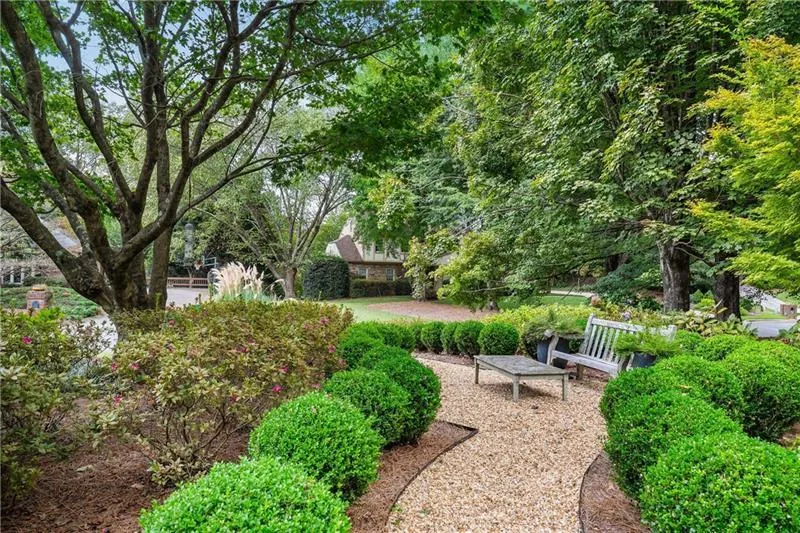 425 Overview Drive, Atlanta, Georgia 30327, 5 Bedrooms Bedrooms, ,4 BathroomsBathrooms,Land,For Sale,425 Overview Drive,7665656