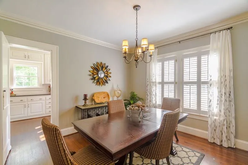 3054 Peachtree Drive Ne, Atlanta, Georgia 30305, 3 Bedrooms Bedrooms, ,2 BathroomsBathrooms,Residential,Sold,3054 Peachtree Drive Ne,5729888