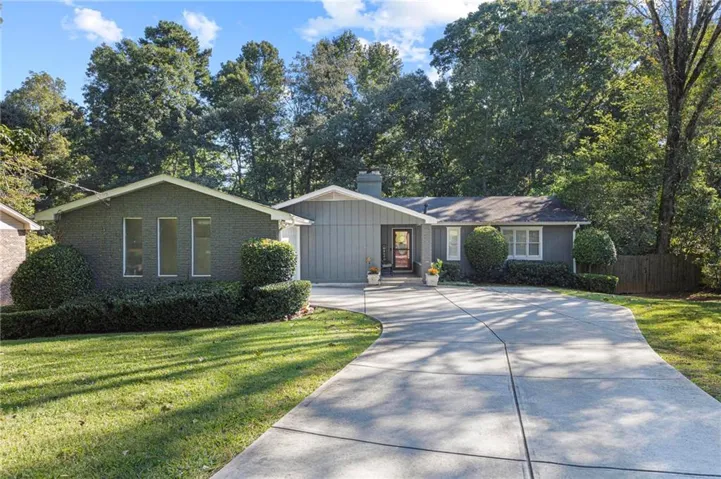 698 Rollingwood Drive, Stone Mountain, Georgia 30087