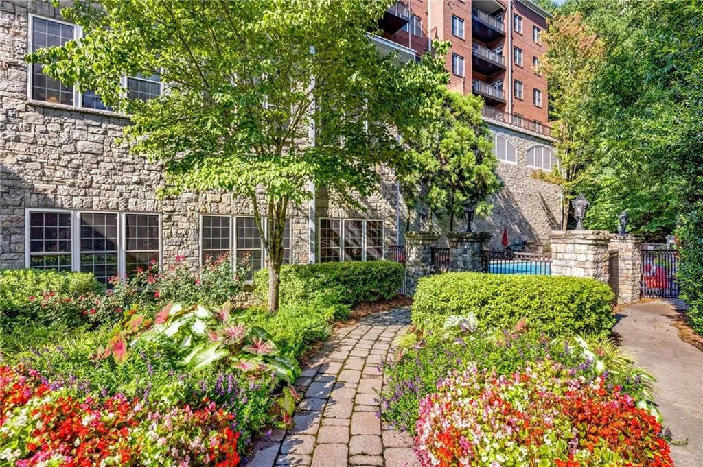 One of the many Greystone garden areas.  This is next to the entrance drive bordering a walkway leading to the saltwater swimming pool.