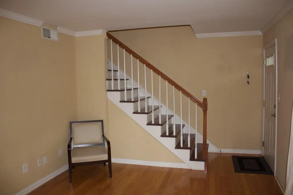 6940 Roswell Road Ne Unit 21e, Atlanta, Georgia 30328, 2 Bedrooms Bedrooms, ,1 BathroomBathrooms,Residential,Sold,6940 Roswell Road Ne Unit 21e,5876909