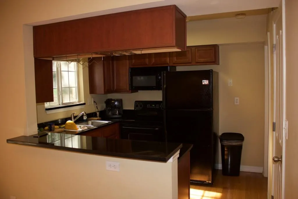 6940 Roswell Road Ne Unit 21e, Atlanta, Georgia 30328, 2 Bedrooms Bedrooms, ,1 BathroomBathrooms,Residential,Sold,6940 Roswell Road Ne Unit 21e,5876909