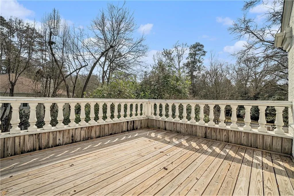 7 W Andrews Drive Nw, Atlanta, Georgia 30305, 5 Bedrooms Bedrooms, ,4 BathroomsBathrooms,Residential,For Sale,7 W Andrews Drive Nw,7518310