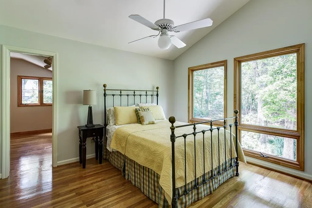 7950 Innsbruck Drive, Sandy Springs, Georgia 30350, 4 Bedrooms Bedrooms, ,2 BathroomsBathrooms,Residential,Sold,7950 Innsbruck Drive,5687623