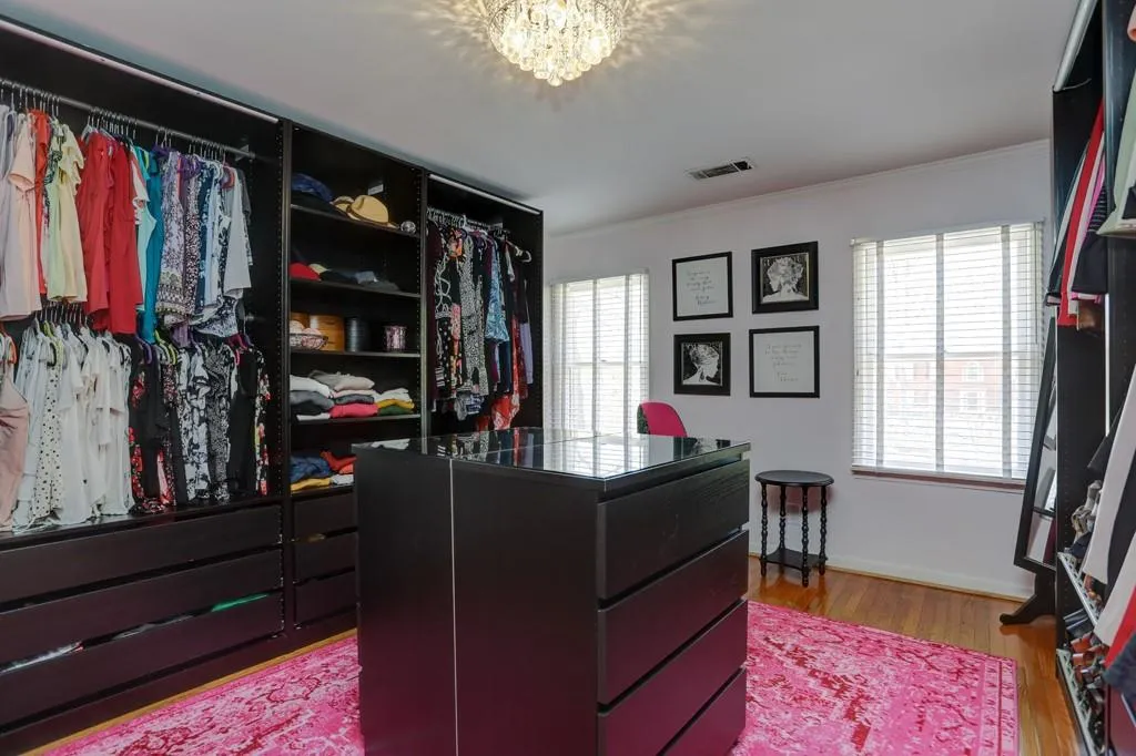 8205 Sullivan Hill Road, Sandy Springs, Georgia 30350, 5 Bedrooms Bedrooms, ,4 BathroomsBathrooms,Residential,Sold,8205 Sullivan Hill Road,6529096