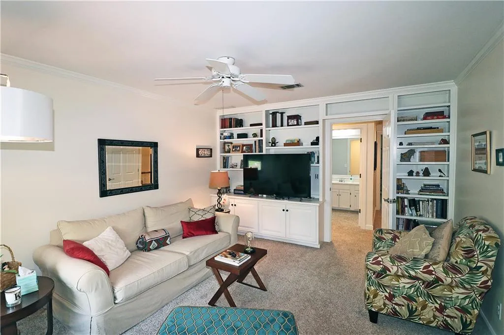 5646 River Oaks Place Unit 8, Sandy Springs, Georgia 30327, 5 Bedrooms Bedrooms, ,3 BathroomsBathrooms,Residential,Sold,5646 River Oaks Place Unit 8,6868511