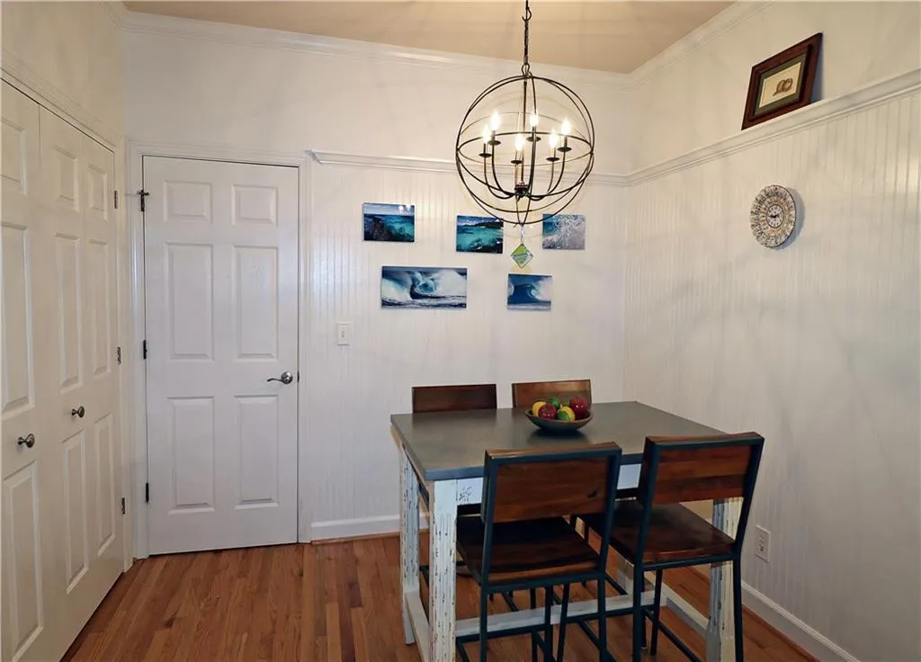 5646 River Oaks Place Unit 8, Sandy Springs, Georgia 30327, 5 Bedrooms Bedrooms, ,3 BathroomsBathrooms,Residential,Sold,5646 River Oaks Place Unit 8,6868511