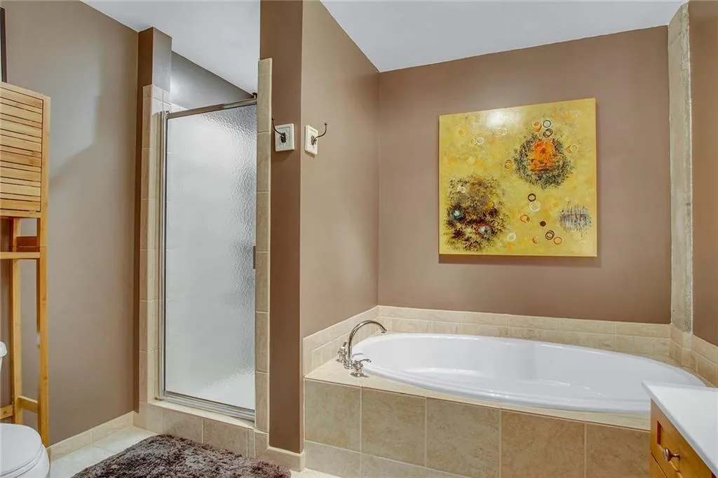 6105 Blue Stone Road Unit 301, Atlanta, Georgia 30328, 1 Bedroom Bedrooms, ,1 BathroomBathrooms,Residential,Sold,6105 Blue Stone Road Unit 301,6818638