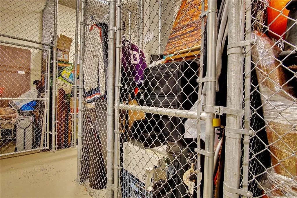 6105 Blue Stone Road Unit 301, Atlanta, Georgia 30328, 1 Bedroom Bedrooms, ,1 BathroomBathrooms,Residential,Sold,6105 Blue Stone Road Unit 301,6818638