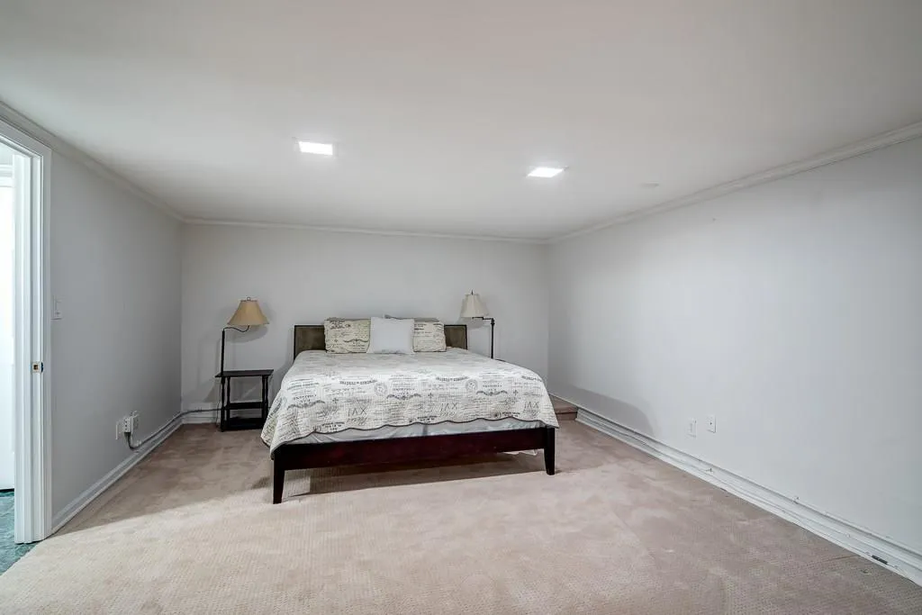 633 Jefferson Circle, Sandy Springs, Georgia 30328, 4 Bedrooms Bedrooms, ,3 BathroomsBathrooms,Residential,Sold,633 Jefferson Circle,5956734