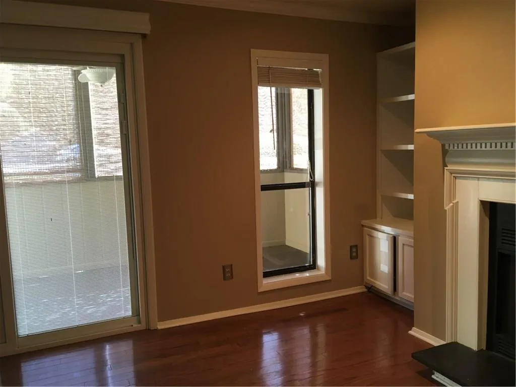 802 Woodcliff Drive, Sandy Springs, Georgia 30350, 2 Bedrooms Bedrooms, ,1 BathroomBathrooms,Residential,Sold,802 Woodcliff Drive,5756480