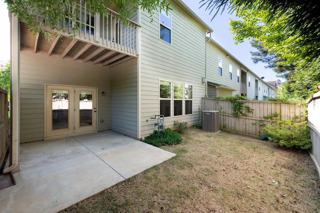 5578 High Point Road, Atlanta, Georgia 30342, 3 Bedrooms Bedrooms, ,2 BathroomsBathrooms,Residential,Sold,5578 High Point Road,6722105