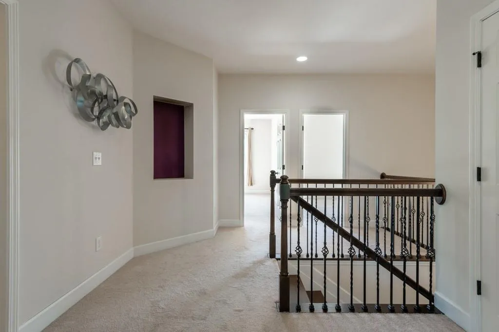 5578 High Point Road, Atlanta, Georgia 30342, 3 Bedrooms Bedrooms, ,2 BathroomsBathrooms,Residential,Sold,5578 High Point Road,6722105