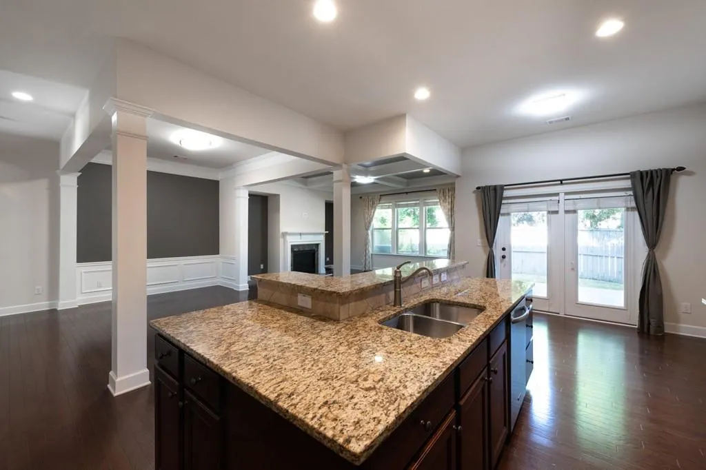 5578 High Point Road, Atlanta, Georgia 30342, 3 Bedrooms Bedrooms, ,2 BathroomsBathrooms,Residential,Sold,5578 High Point Road,6722105