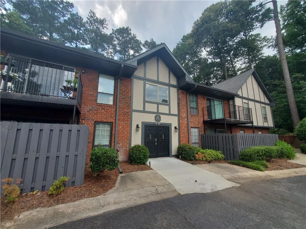 Georgia 30328, ,2 BathroomsBathrooms,Residential,Sold,6741711