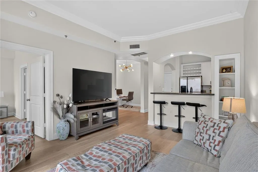 3445 Stratford Road Ne Unit 1105, Atlanta, Georgia 30326, 1 Bedroom Bedrooms, 0 ,1 BathroomBathrooms,Residential,For Sale,3445 Stratford Road Ne Unit 1105,7811212