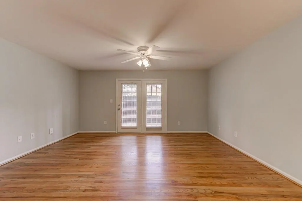 206 Brighton Point, Sandy Springs, Georgia 30328, 2 Bedrooms Bedrooms, ,2 BathroomsBathrooms,Residential,Sold,206 Brighton Point,6573806