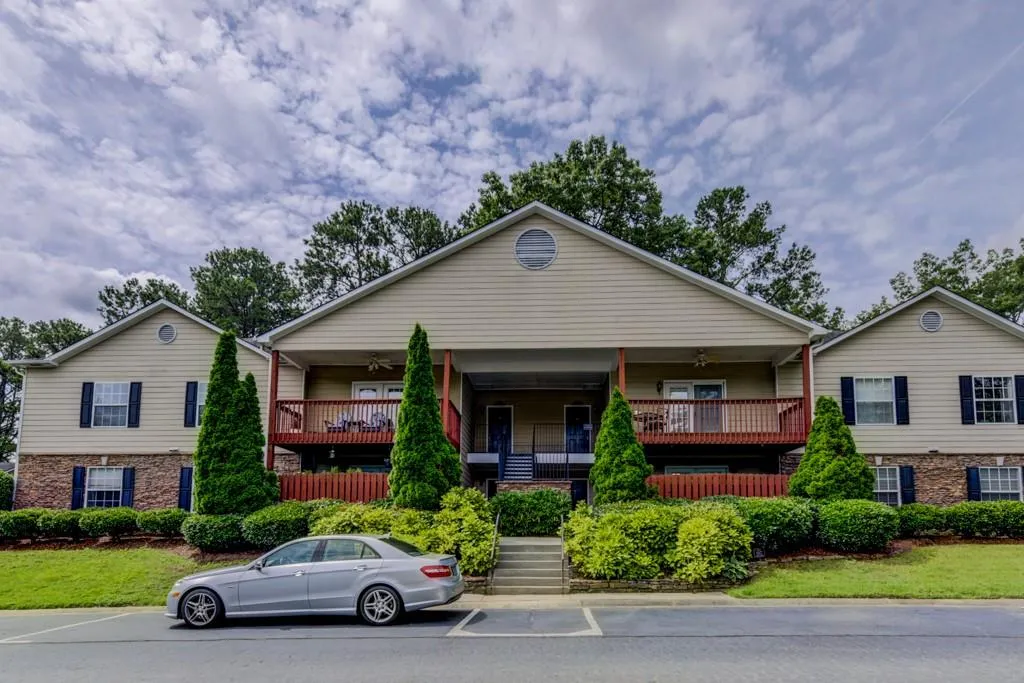 206 Brighton Point, Sandy Springs, Georgia 30328, 2 Bedrooms Bedrooms, ,2 BathroomsBathrooms,Residential,Sold,206 Brighton Point,6573806