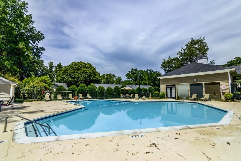 206 Brighton Point, Sandy Springs, Georgia 30328, 2 Bedrooms Bedrooms, ,2 BathroomsBathrooms,Residential,Sold,206 Brighton Point,6573806
