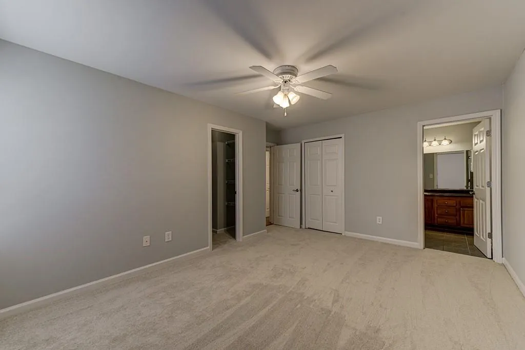 206 Brighton Point, Sandy Springs, Georgia 30328, 2 Bedrooms Bedrooms, ,2 BathroomsBathrooms,Residential,Sold,206 Brighton Point,6573806