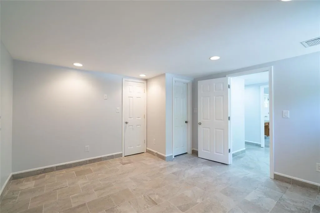 620 Valley Hall Drive, Sandy Springs, Georgia 30350, 5 Bedrooms Bedrooms, ,5 BathroomsBathrooms,Residential,Sold,620 Valley Hall Drive,7079616