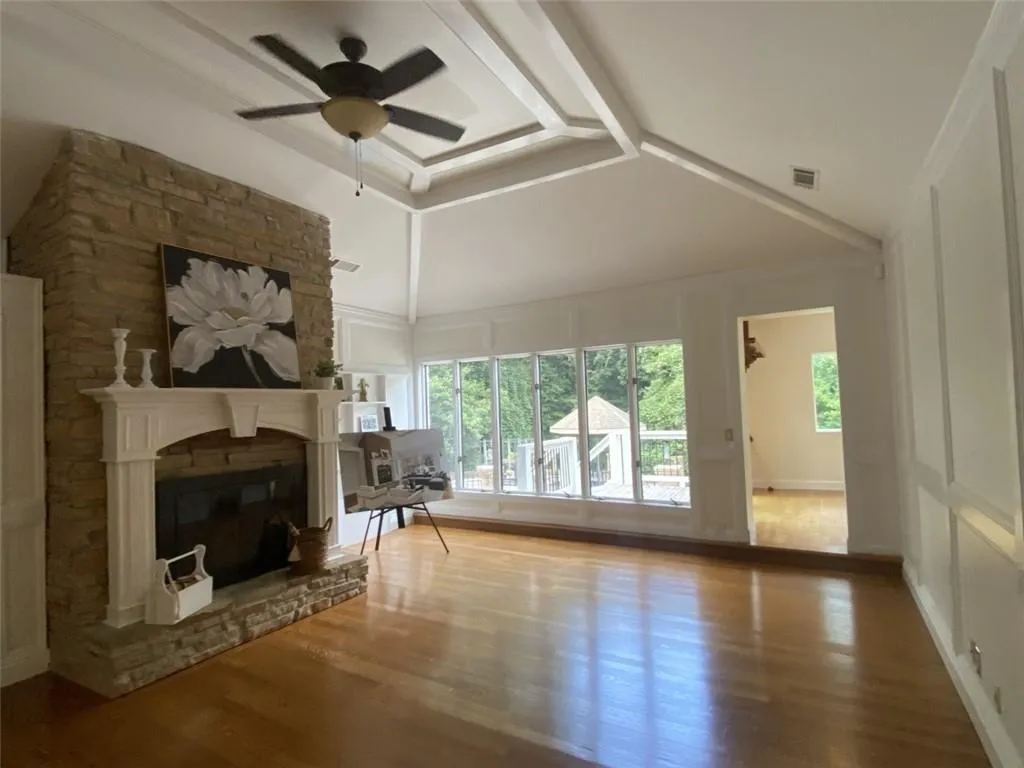 620 Valley Hall Drive, Sandy Springs, Georgia 30350, 5 Bedrooms Bedrooms, ,5 BathroomsBathrooms,Residential,Sold,620 Valley Hall Drive,7079616