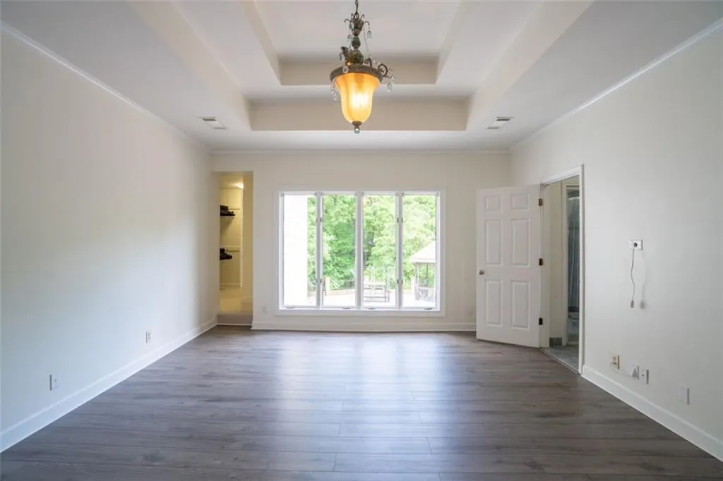 620 Valley Hall Drive, Sandy Springs, Georgia 30350, 5 Bedrooms Bedrooms, ,5 BathroomsBathrooms,Residential,Sold,620 Valley Hall Drive,7079616