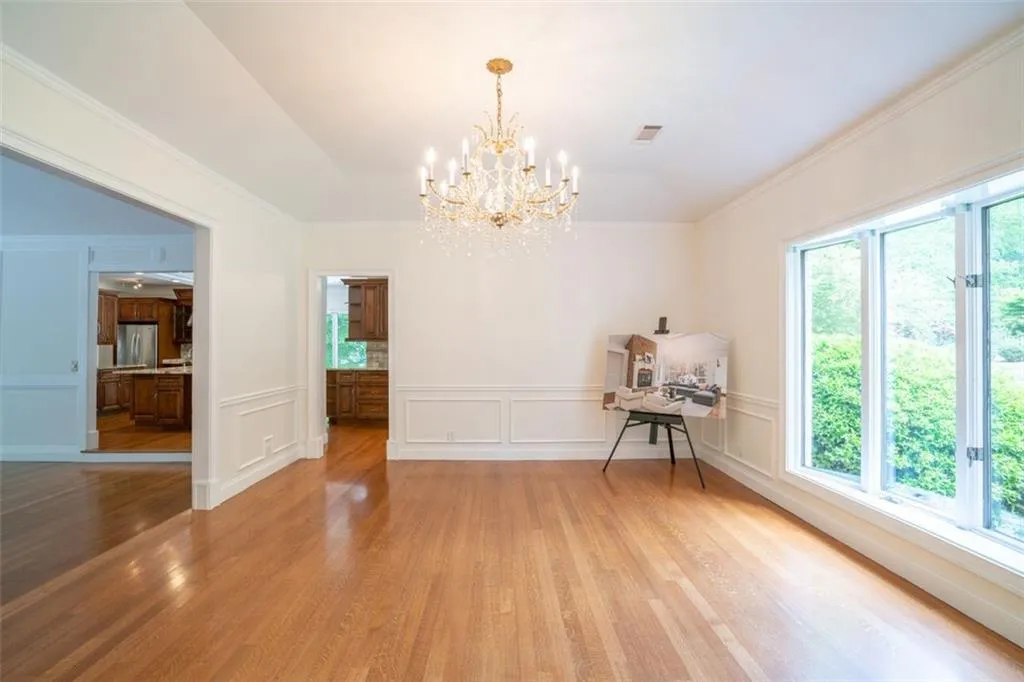 620 Valley Hall Drive, Sandy Springs, Georgia 30350, 5 Bedrooms Bedrooms, ,5 BathroomsBathrooms,Residential,Sold,620 Valley Hall Drive,7079616