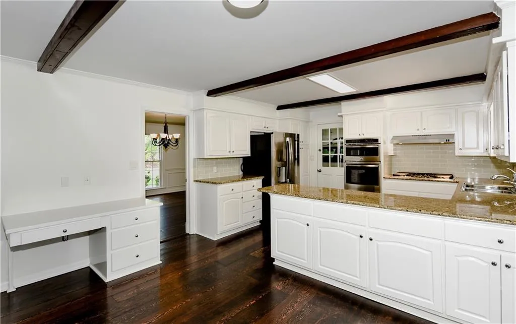 7515 Ball Mill Road, Sandy Springs, Georgia 30350, 6 Bedrooms Bedrooms, ,4 BathroomsBathrooms,Residential,Sold,7515 Ball Mill Road,6690763
