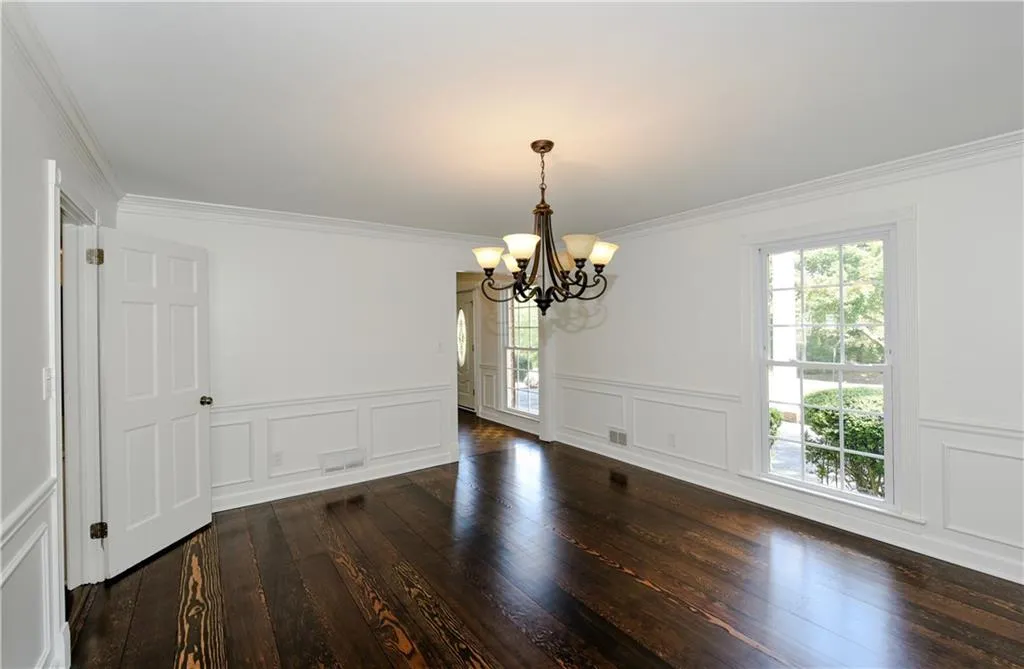 7515 Ball Mill Road, Sandy Springs, Georgia 30350, 6 Bedrooms Bedrooms, ,4 BathroomsBathrooms,Residential,Sold,7515 Ball Mill Road,6690763