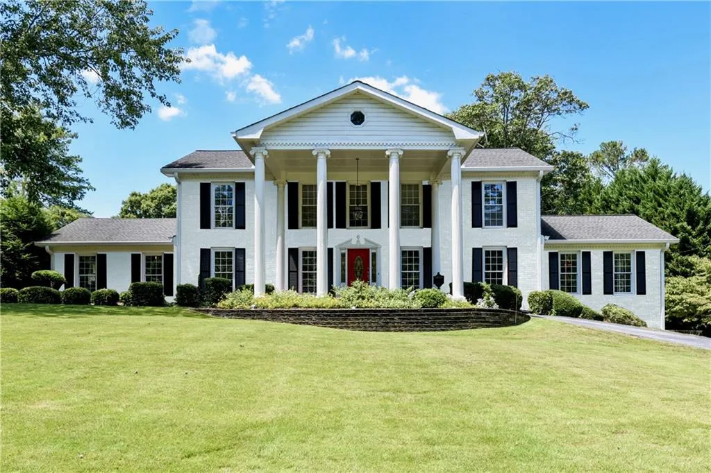 7515 Ball Mill Road, Sandy Springs, Georgia 30350, 6 Bedrooms Bedrooms, ,4 BathroomsBathrooms,Residential,Sold,7515 Ball Mill Road,6690763