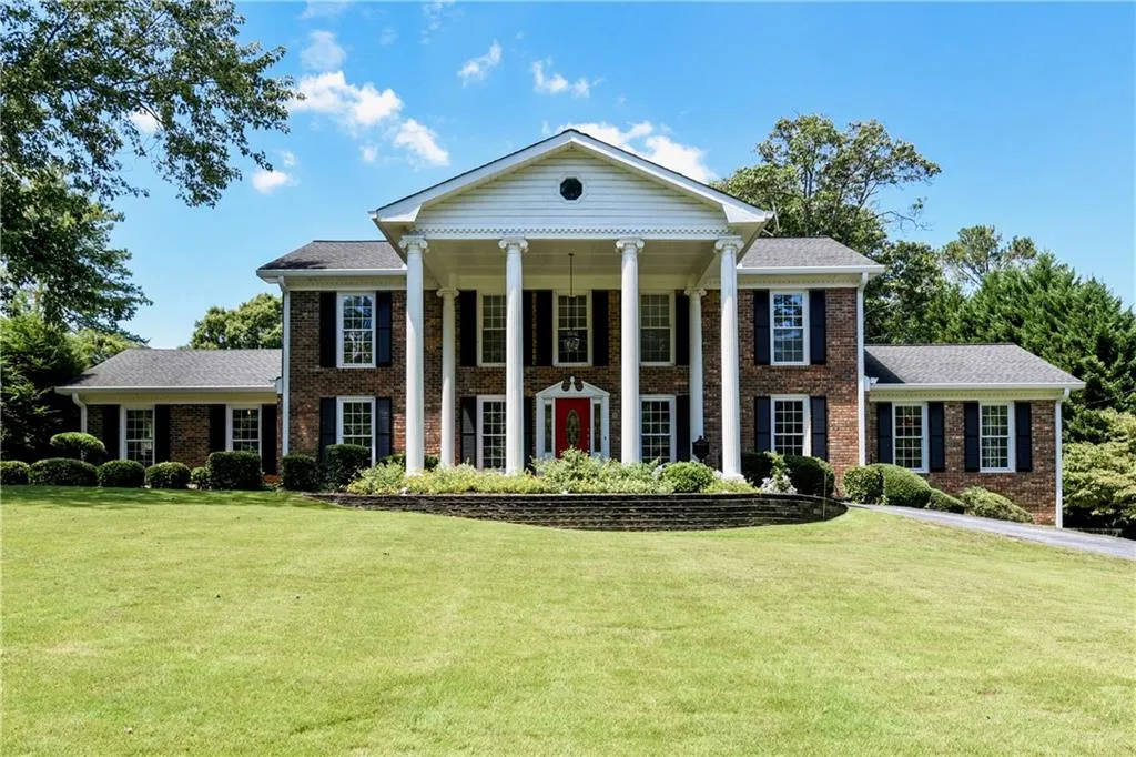 7515 Ball Mill Road, Sandy Springs, Georgia 30350, 6 Bedrooms Bedrooms, ,4 BathroomsBathrooms,Residential,Sold,7515 Ball Mill Road,6690763