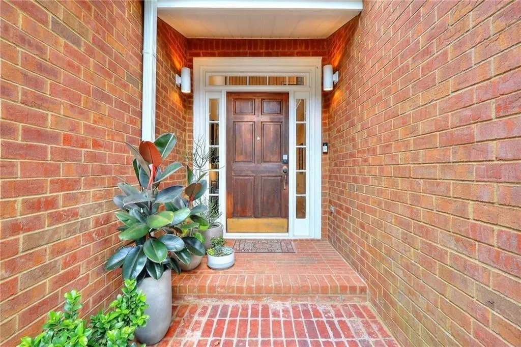 155 Belmont Trace, Atlanta, Georgia 30328, 4 Bedrooms Bedrooms, ,3 BathroomsBathrooms,Residential,Sold,155 Belmont Trace,6976716