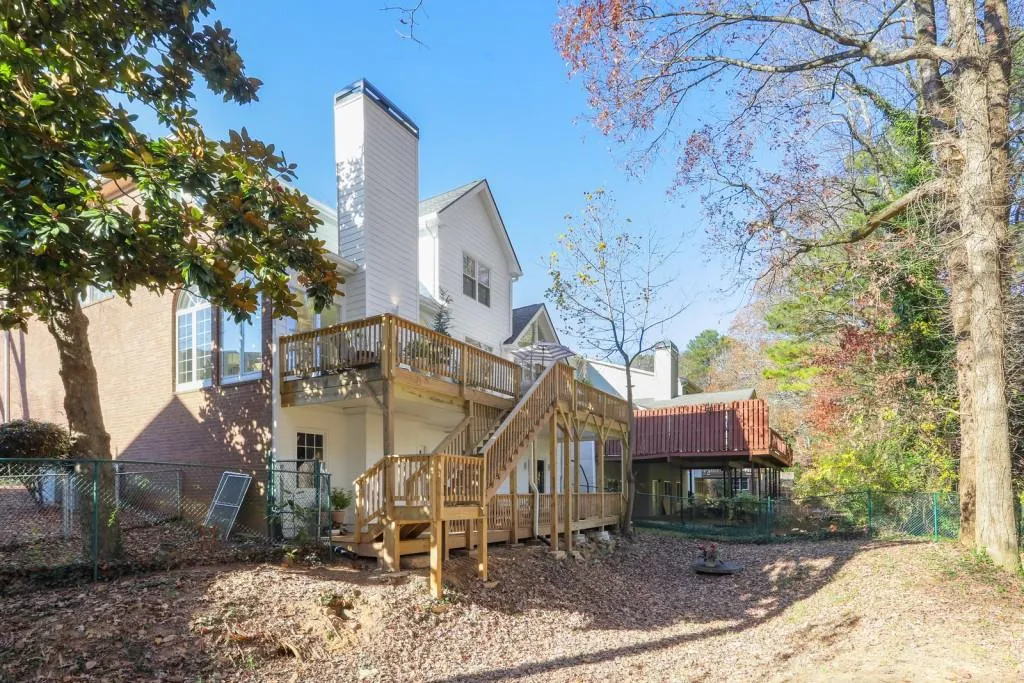 155 Belmont Trace, Atlanta, Georgia 30328, 4 Bedrooms Bedrooms, ,3 BathroomsBathrooms,Residential,Sold,155 Belmont Trace,6976716