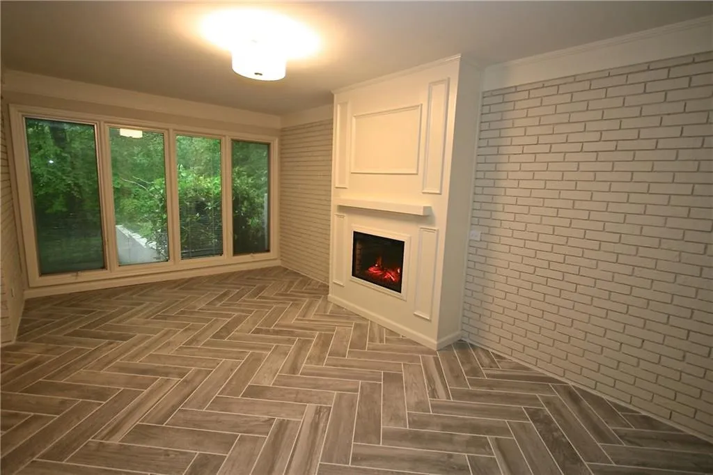 429 Heritage Way, Atlanta, Georgia 30328, 4 Bedrooms Bedrooms, ,3 BathroomsBathrooms,Residential,Sold,429 Heritage Way,5680793