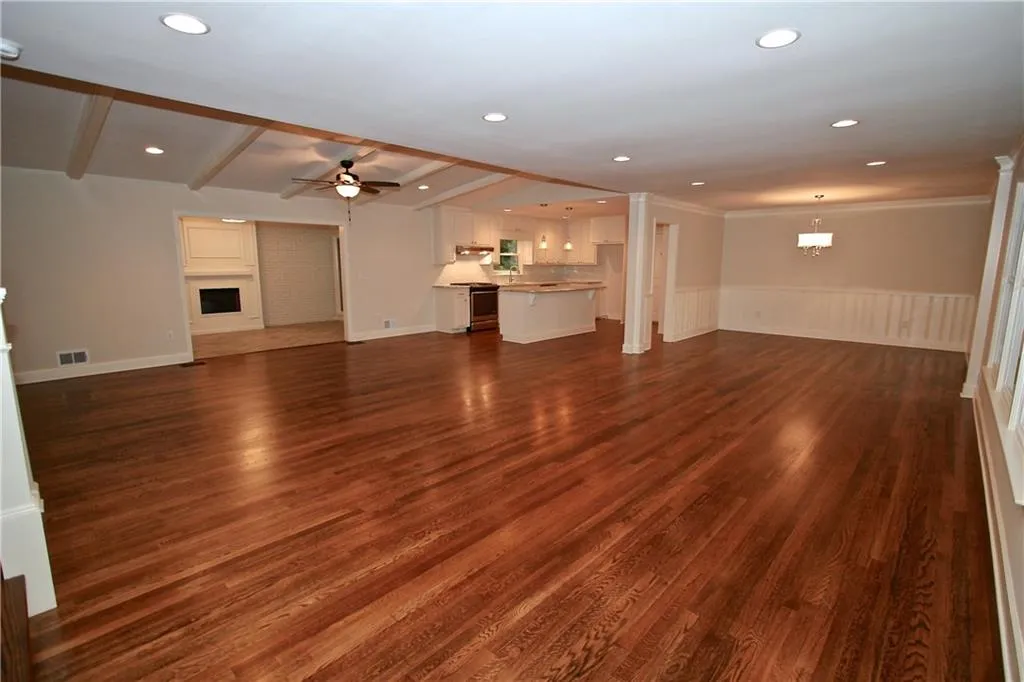 429 Heritage Way, Atlanta, Georgia 30328, 4 Bedrooms Bedrooms, ,3 BathroomsBathrooms,Residential,Sold,429 Heritage Way,5680793