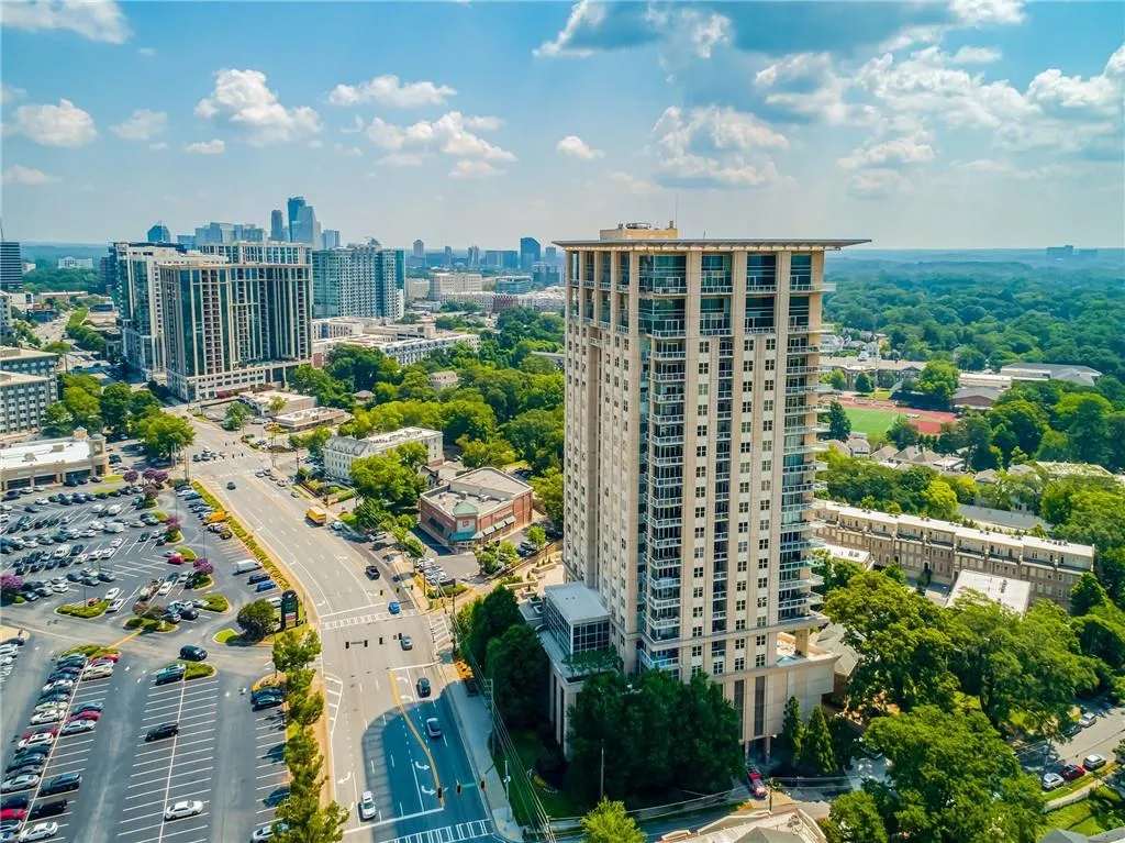 2881 Peachtree Road Ne Unit 1703, Atlanta, Georgia 30305, 2 Bedrooms Bedrooms, 0 ,2 BathroomsBathrooms,Residential,For Sale,2881 Peachtree Road Ne Unit 1703,7829138