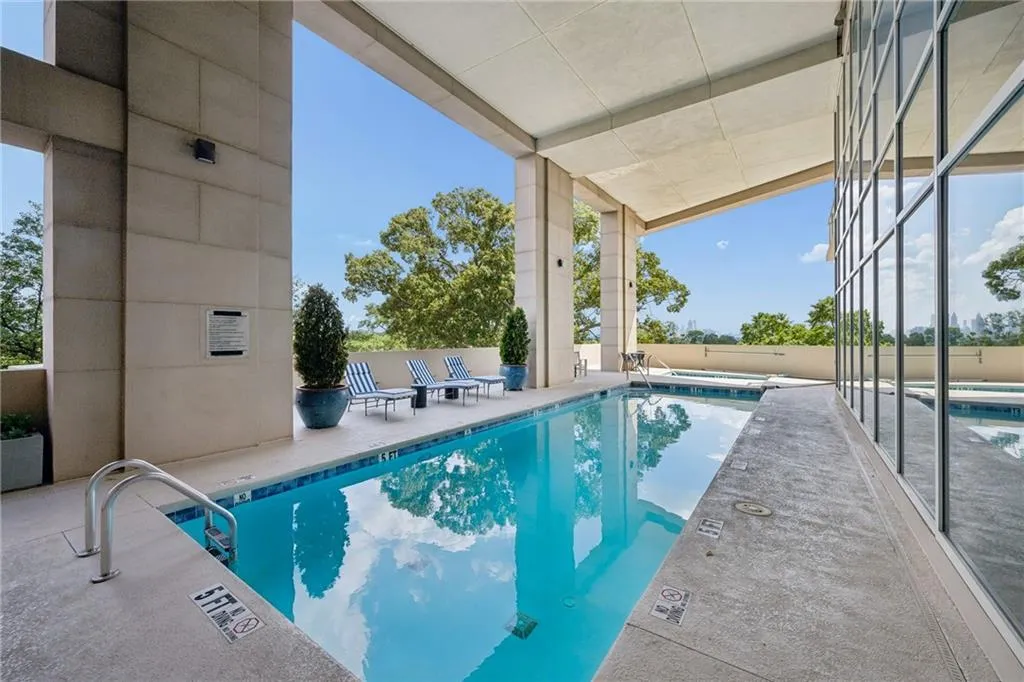 2881 Peachtree Road Ne Unit 1703, Atlanta, Georgia 30305, 2 Bedrooms Bedrooms, 0 ,2 BathroomsBathrooms,Residential,For Sale,2881 Peachtree Road Ne Unit 1703,7829138