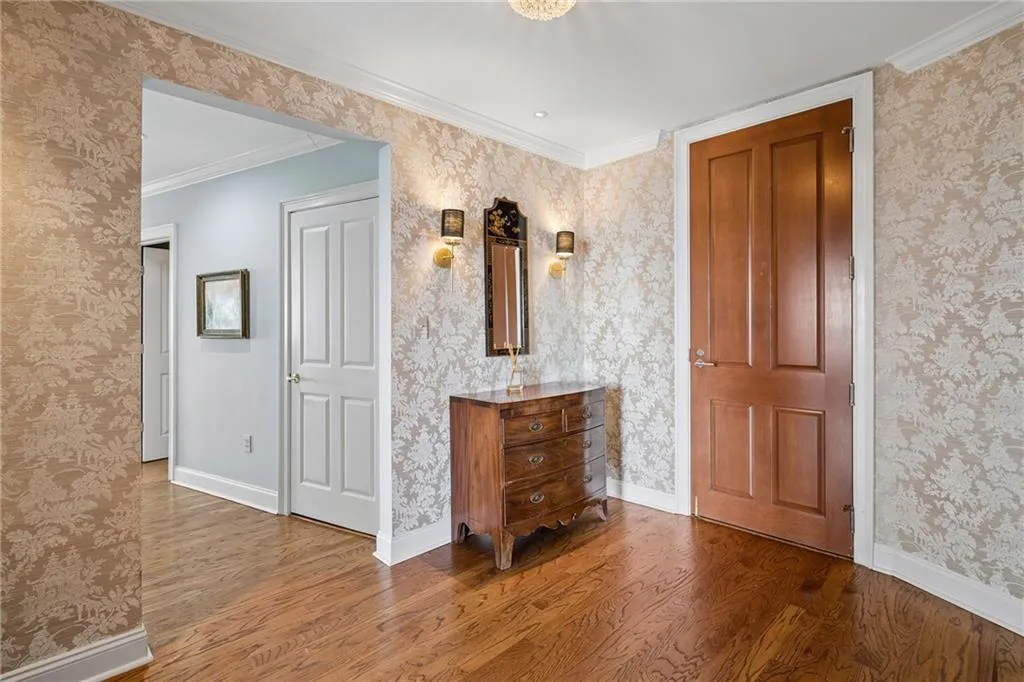 2881 Peachtree Road Ne Unit 1703, Atlanta, Georgia 30305, 2 Bedrooms Bedrooms, 0 ,2 BathroomsBathrooms,Residential,For Sale,2881 Peachtree Road Ne Unit 1703,7829138