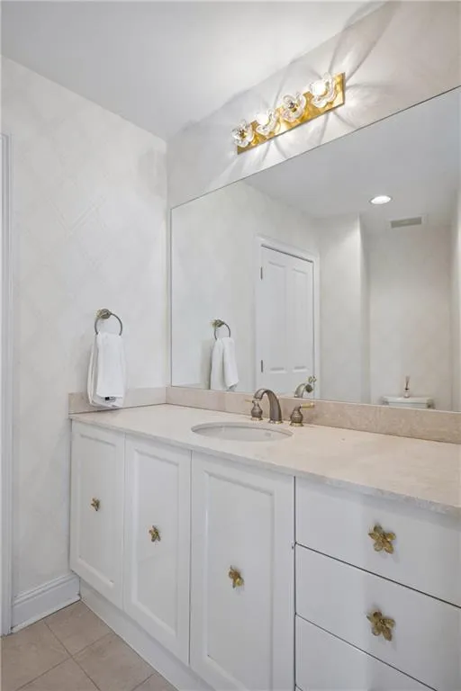2881 Peachtree Road Ne Unit 1703, Atlanta, Georgia 30305, 2 Bedrooms Bedrooms, 0 ,2 BathroomsBathrooms,Residential,For Sale,2881 Peachtree Road Ne Unit 1703,7829138
