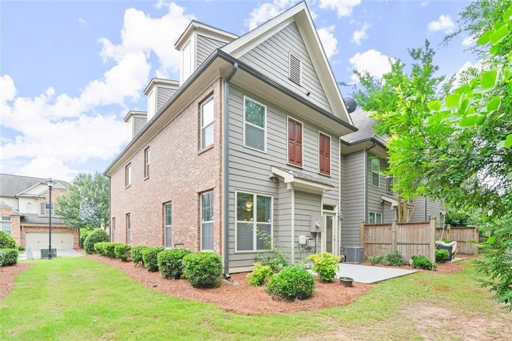 7600 Glisten Avenue Ne, Sandy Springs, Georgia 30328, 3 Bedrooms Bedrooms, ,2 BathroomsBathrooms,Residential,Sold,7600 Glisten Avenue Ne,7402688