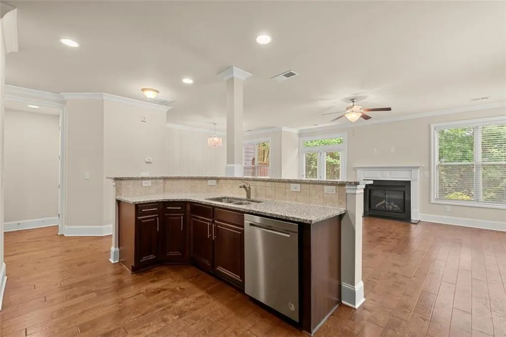 7600 Glisten Avenue Ne, Sandy Springs, Georgia 30328, 3 Bedrooms Bedrooms, ,2 BathroomsBathrooms,Residential,Sold,7600 Glisten Avenue Ne,7402688